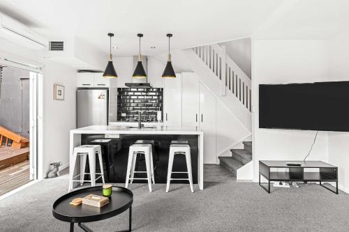 Charming 2BR Home Near City & Bay by Zodiak Stays, Auckland (fotografie 2)