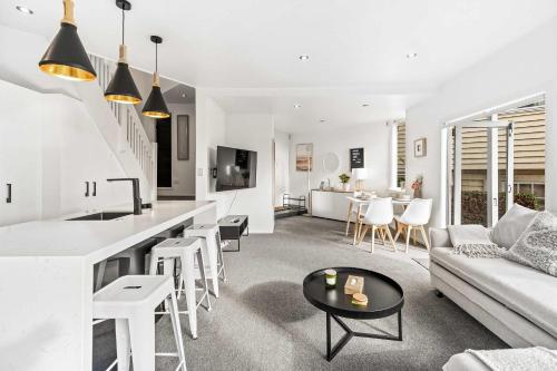 Charming 2BR Home Near City & Bay by Zodiak Stays, Auckland (fotografie 10)