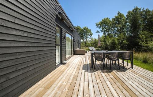 Vista exterior, 2 Bedroom Pet Friendly Home In Vemb in Vemb