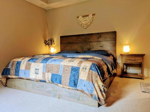 Mountain House of Wonder in Qualicum Beach, Canada