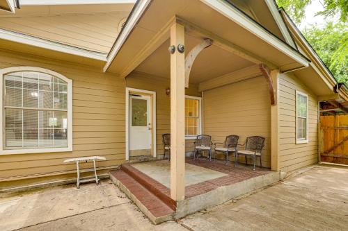 Pet-Friendly Home with Patio - 3 Mi to River Walk! - image 10