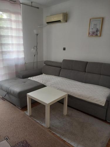 Kleine Wohnung, Donaunähe