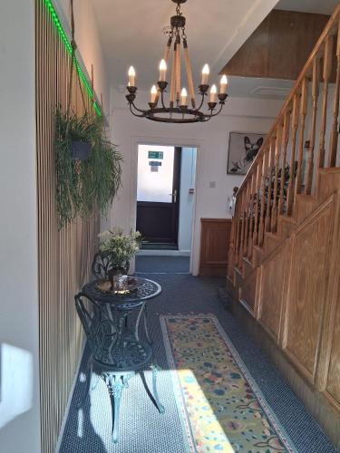 Crown House Studio Apartment in Smethwick