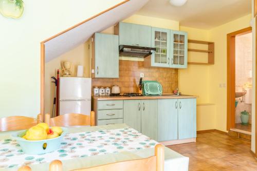 virtuve, Apartments by the sea Igrane, Makarska - 24626 in Igrane