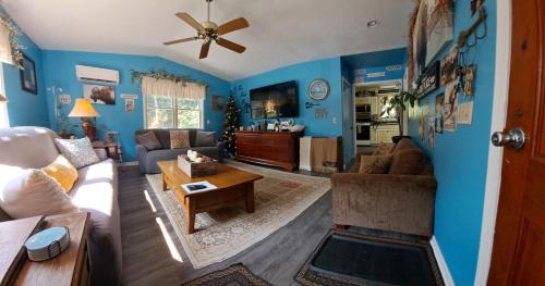 Buffalo Bend 3 Br Near Lexington - Hot Tub - Natural Bridge State Park, Natural Bridge