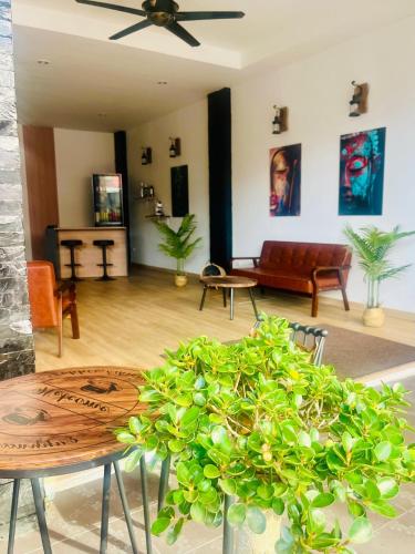 28 Boutique Hotel - Newly Renovated - 로비