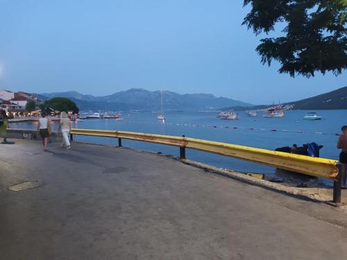 Blue Bay Boutique Studio in Denovici