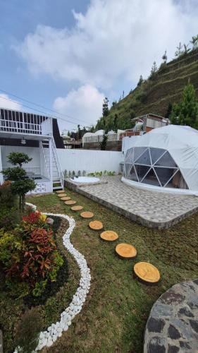 Mahkota Sangkuriang Bandung in Cisarua