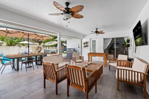 The Palm Luxe Retreat in Lake Worth