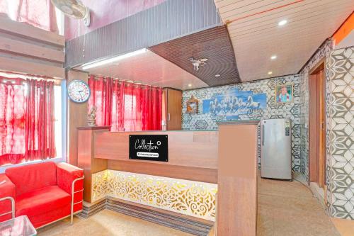 Lobby, Collection O Rewari Central Railway Junction in Rewari