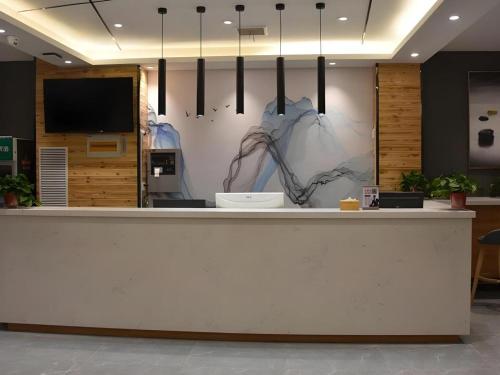 . Shell Hotel Kaifeng Jin'an Road Bianxihu Wanda Plaza