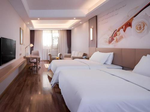 Vienna Hotel Yunnan Dali Ancient City Scenic Spot in Dali