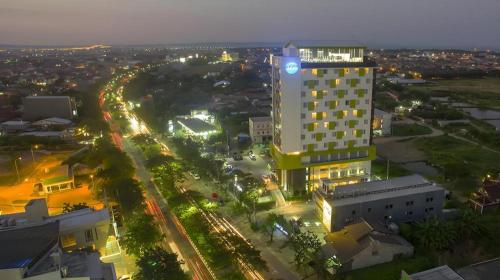Hotel Dafam Pacific Caesar near PARK Circuit