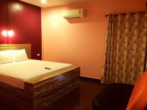 Prangthonggardenhome in Huai Yot