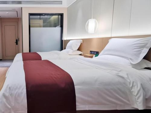 Gya Hotel Jurong England International