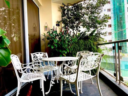 Luxurious Fully Furnished Apartment for Rent at 2000 Plaza, Colombo in Sri Jayawardenepura Kotte