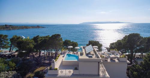 Double Room with Balcony and Partial Sea View