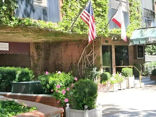 Hilgard House Westwood Village image