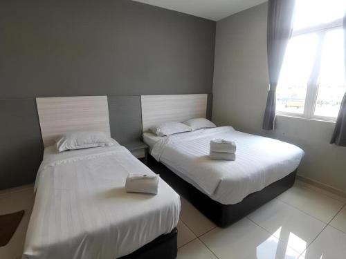 โรงแรมเพิร์ล (Pearl Hotel) in อะลอร์กาจะห์