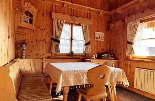 Einzigartiges Alpenstil Chalet mit Panoramablick in Hausen-Wied, Deutschland