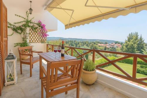 Elani Private Retreat - Villa Anna Garden Escape
