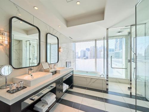 Well-appointed bathrooms