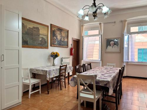 共用Lounge/電視區, Albergo fiorita in 桑皮耶達雷納