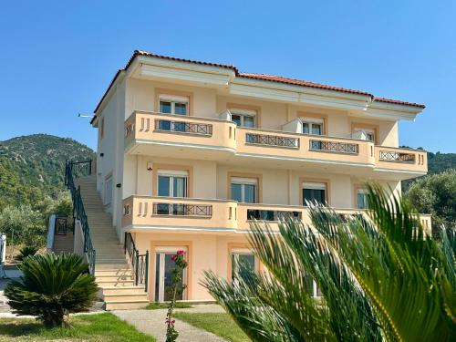Viesnīcas āriene, Agali Studios 1 in Gialtra
