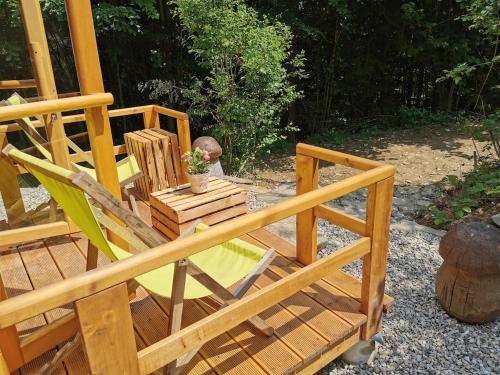 Hope Mountain Escape Poland, Charming Barrel House