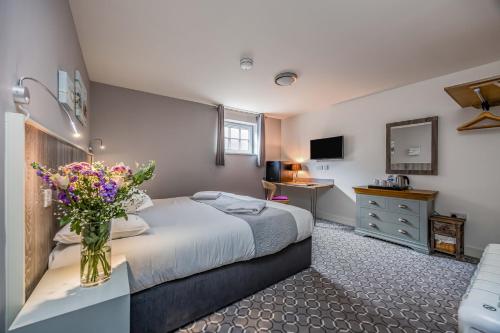 rooms@73