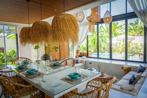 Paje Emerald Escapes 3