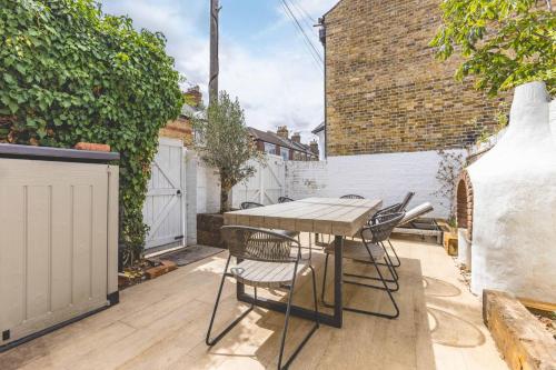 Stylish Home Central Windsor-Walk 2 All The Sights - By Tempstay, Windsor (Foto 8)