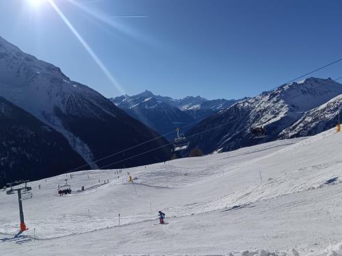 Fluehüsli (Fluehusli) in Kippel