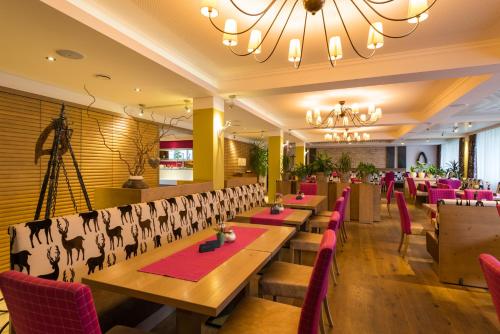 ห้องอาหาร, Landhotel Postwirt in กราเฟเนา