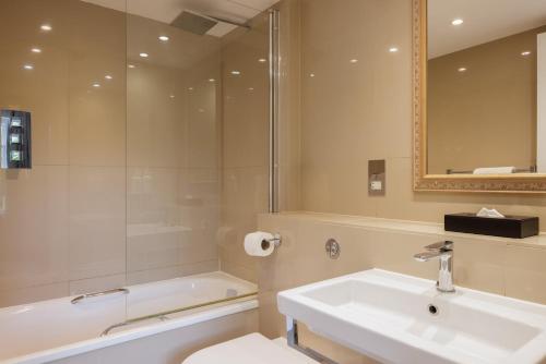 New Bath Hotel & Spa - image 14