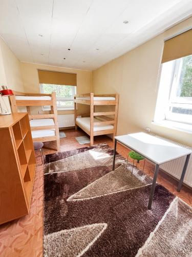 room detail thumbnail 0