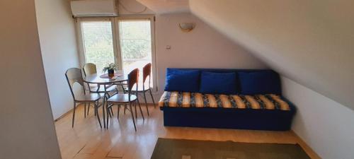 Airport Nikki Apartments in ซูร์ชิน