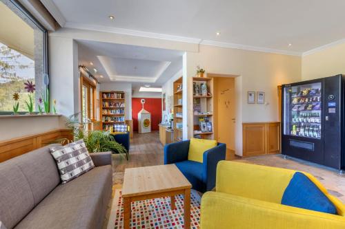 Alpine Club Resort - image 2