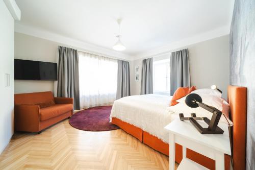 Orange Flat by GrazRentals Design Apartment 72m2 & Free Parking in Geidorf