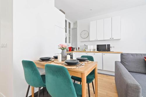 1 Bedroom Apartment - 6P - Republique Paris - image 2