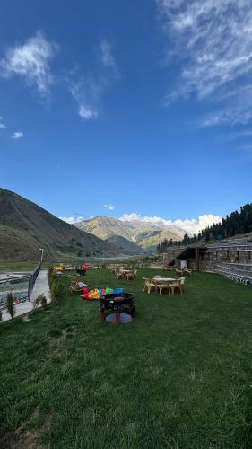 Restaurant, Serene Resorts Naran in Naran