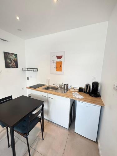 Soh Rent Strasbourg Studio 1Tv - Wifi proche gare, Страсбург (фото 7)
