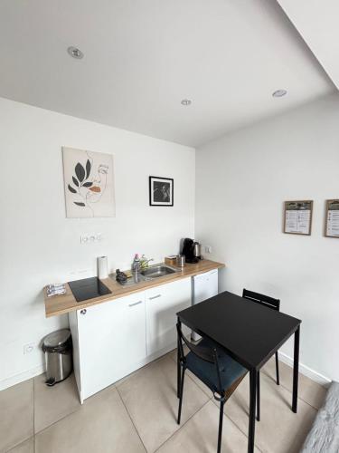 Soh Rent Strasbourg Chambre 4 Tv-Wifi Proche Gare, Strasburgo (foto 10)