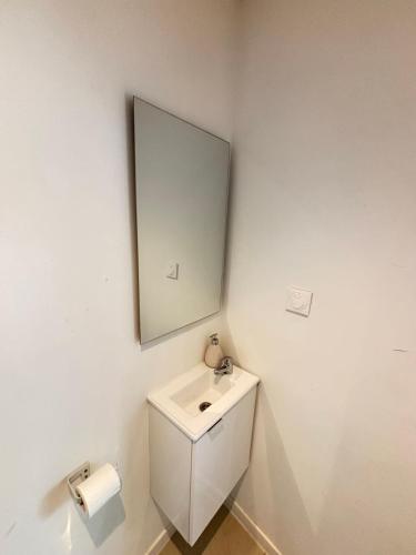 Soh Rent Strasbourg Chambre 4 Tv-Wifi Proche Gare, Strasburgo (foto 11)
