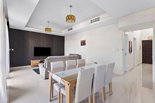 Luxurious 3-Bedroom Villa with Private Garden, Dubai (foto 9)