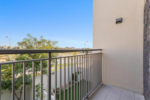Luxurious 3-Bedroom Villa with Private Garden, Dubai (foto 6)