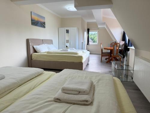 M&M Hotel - Neu Wulmstorf - image 7