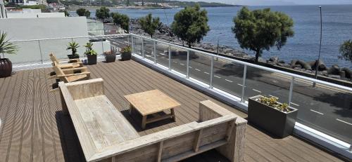 ระเบียง/ชานเรือน, Bay House in เซาร็อก