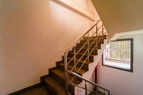 Treebo Luxury Stay Premium Inn - image 3