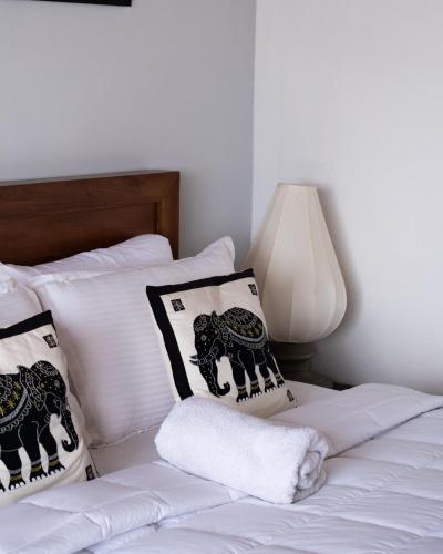 1 queen bed